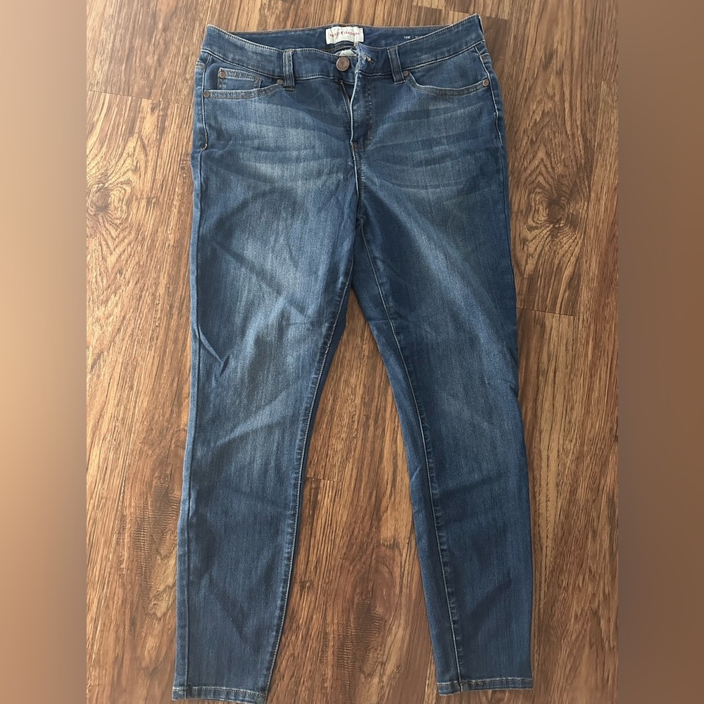Molly & Isadora 14W Mid Rise Skinny